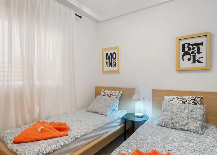 Modern 2 Bed In Torrievieja *