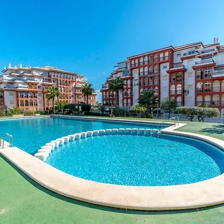 Modern 2 Bed In Torrievieja Apartment