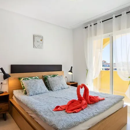 Modern 2 Bed In Torrievieja