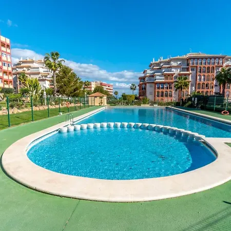Modern 2 Bed In Torrievieja Apartment *