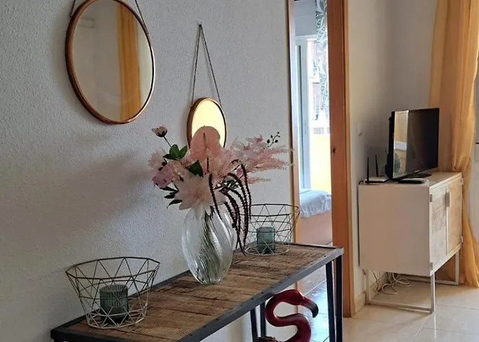 Modern 2 Bed In Torrievieja 托雷维耶哈